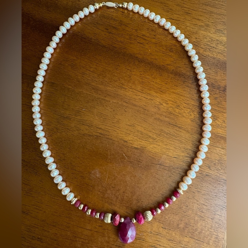 14k Gold Filled Lab Ruby Champagne Freshwater Pearl Necklace - Picture 2 of 8